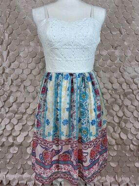 Medium Junior White Lace Bodice Floral Print Sundress
